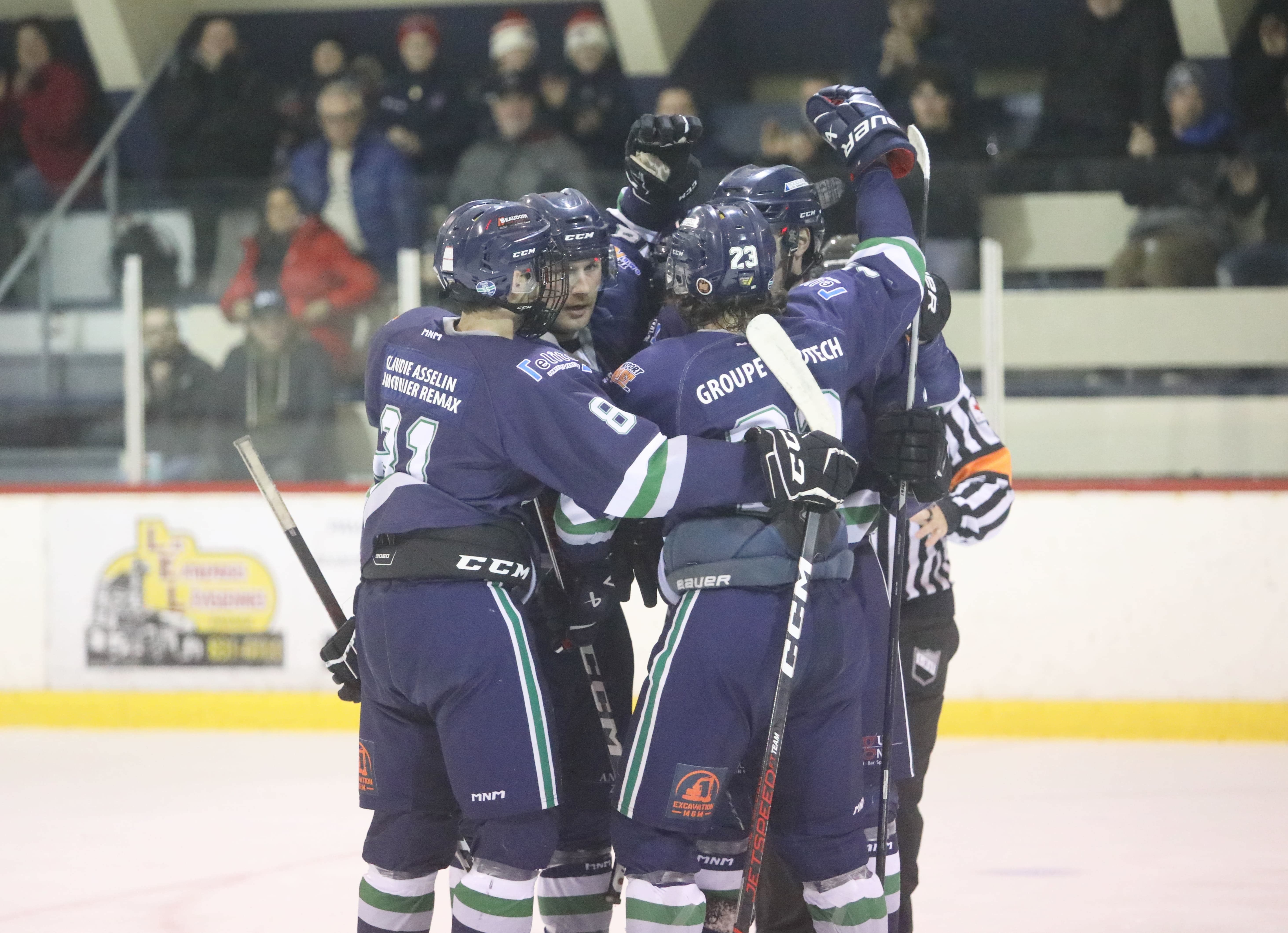 Les Mercenaires à une victoire de la demi-finale