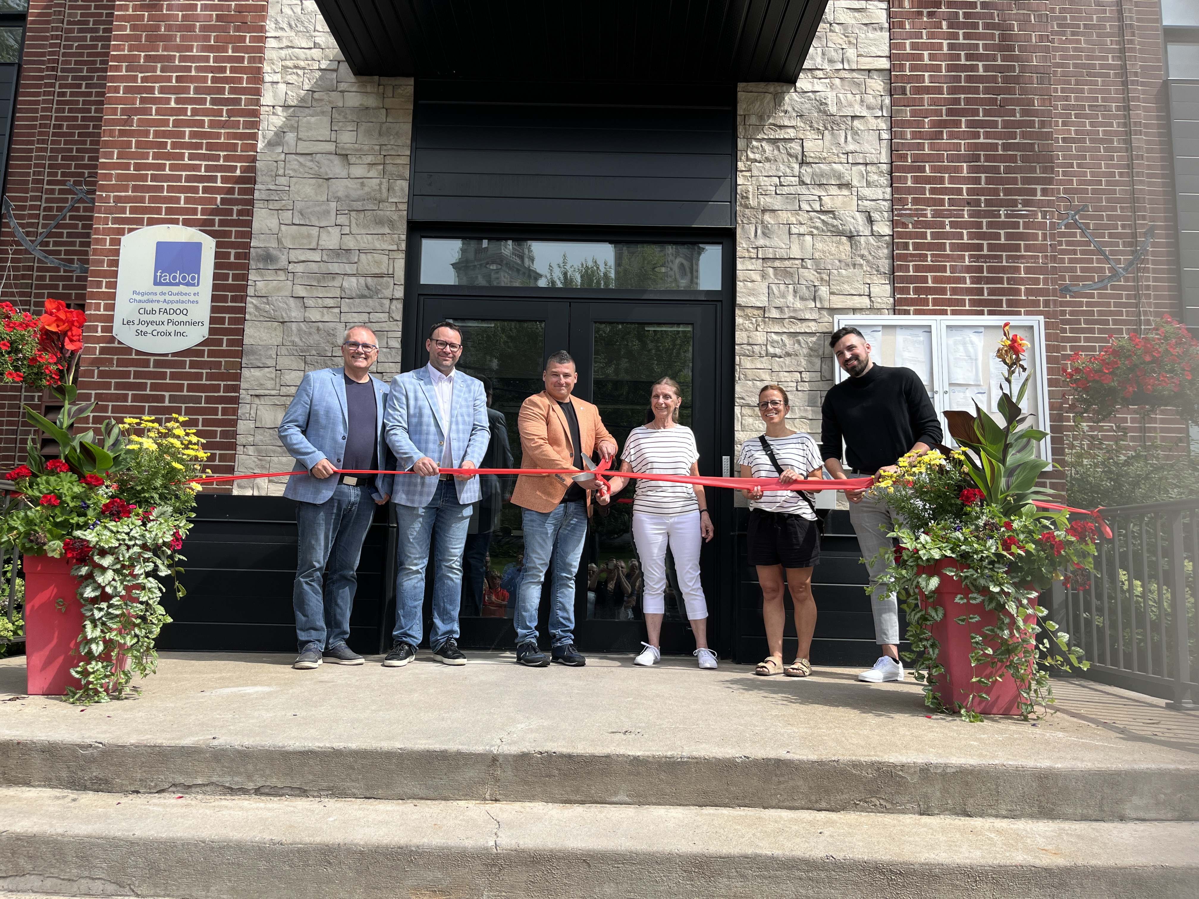 Sainte-Croix inaugure son hôtel de ville rénové