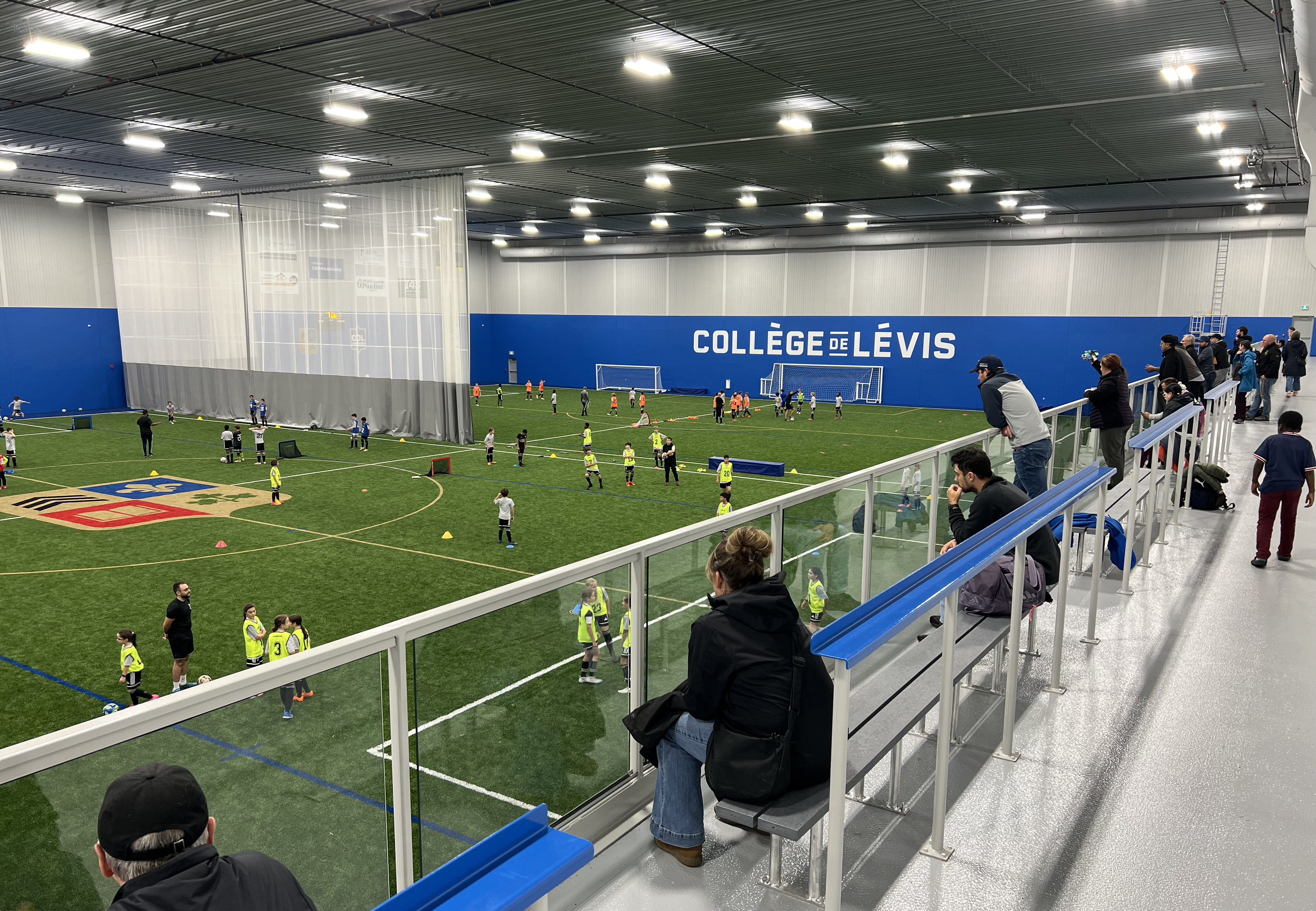 Le Collège de Lévis inaugure son Complexe multisports Desjardins