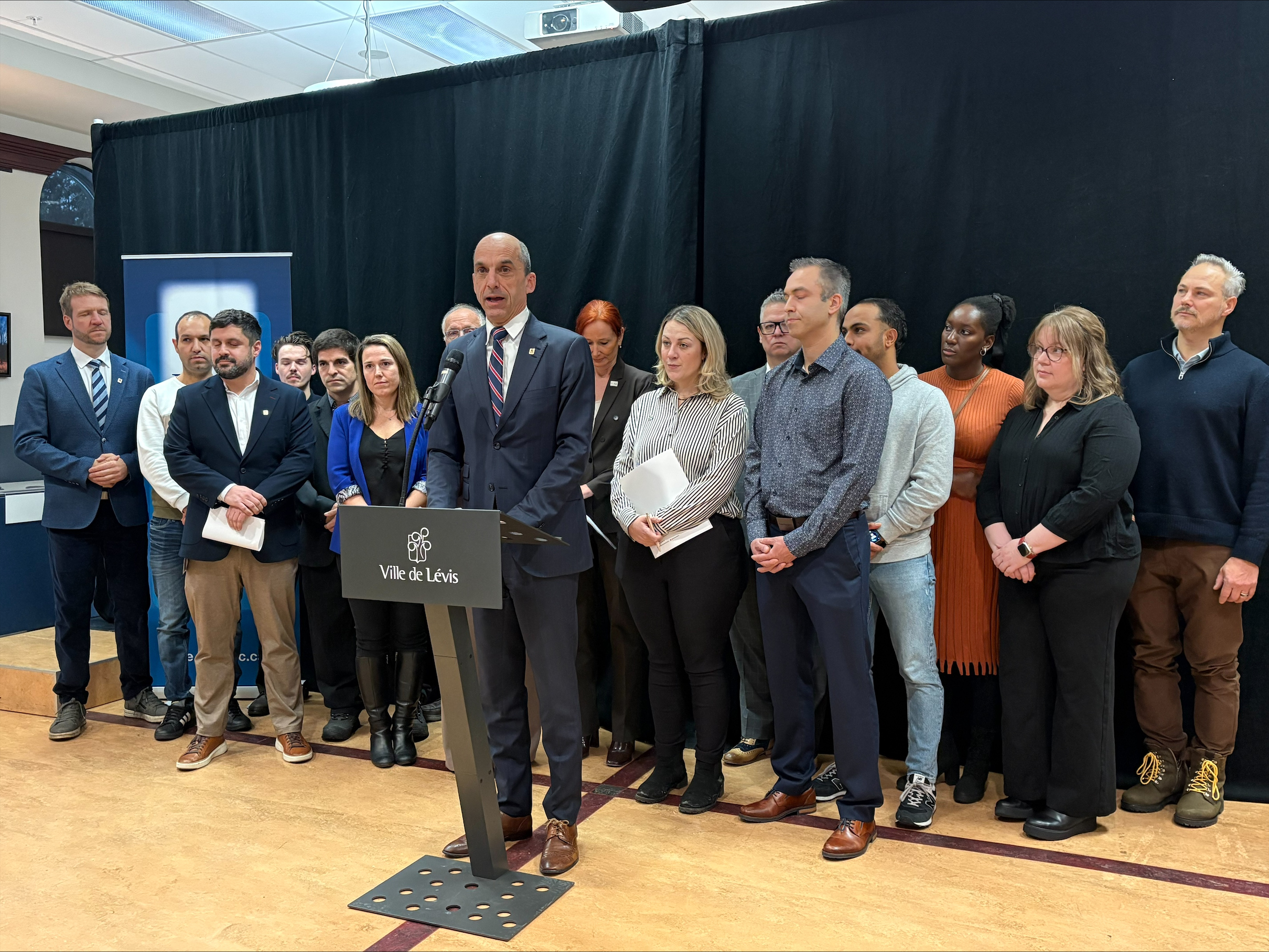 Blaney lance un «cri du cœur» pour les travailleurs étrangers temporaires