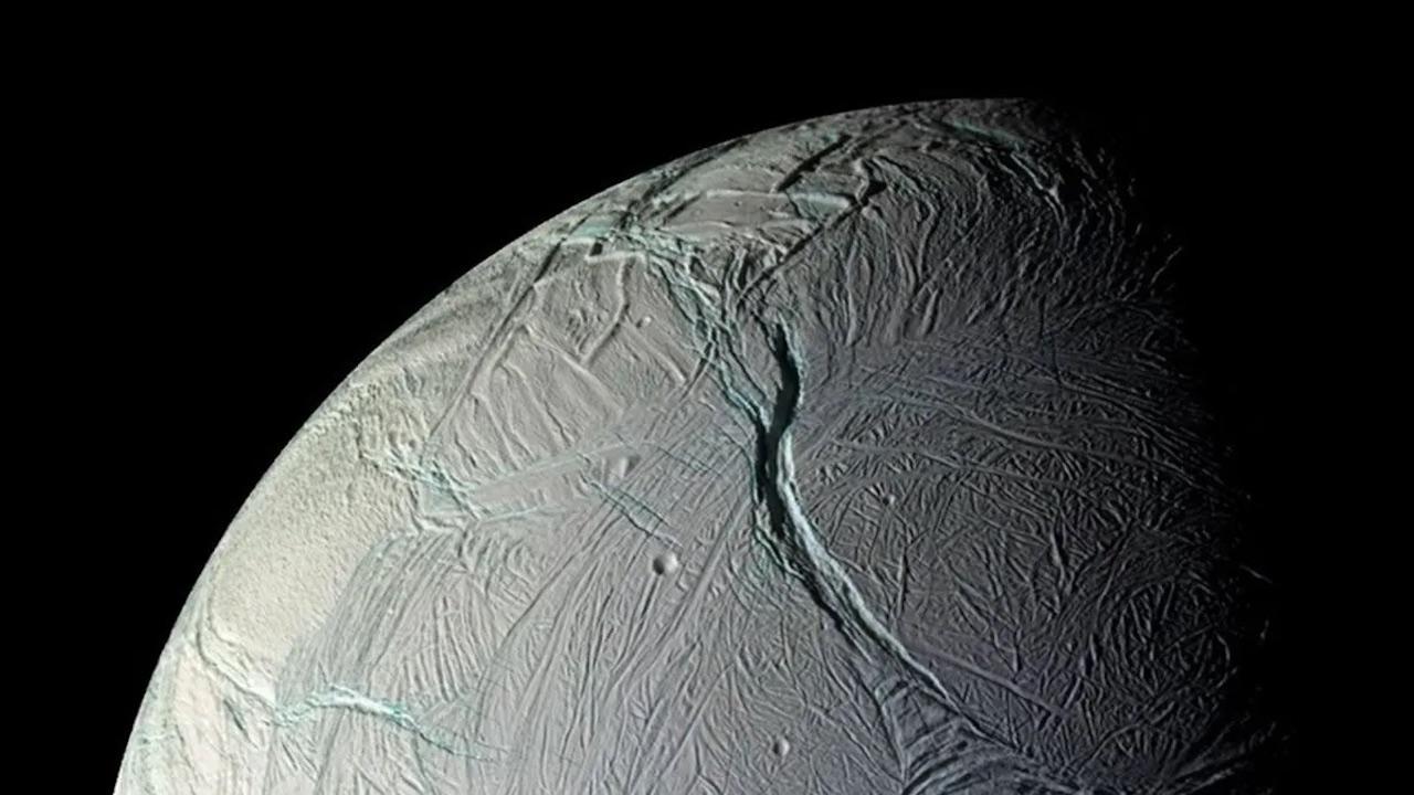 Une lune de Saturne habitable?
