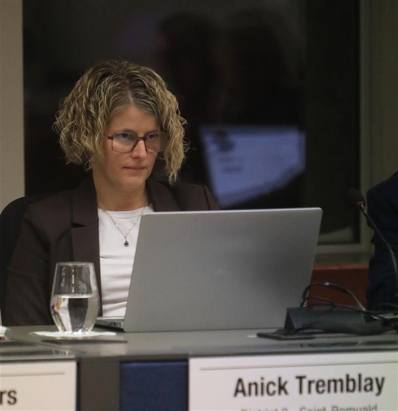 Anick Tremblay répond à Isabelle Lefebvre