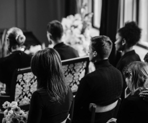 Rituels funéraires : pourquoi ils sont essentiels pour traverser le deuil