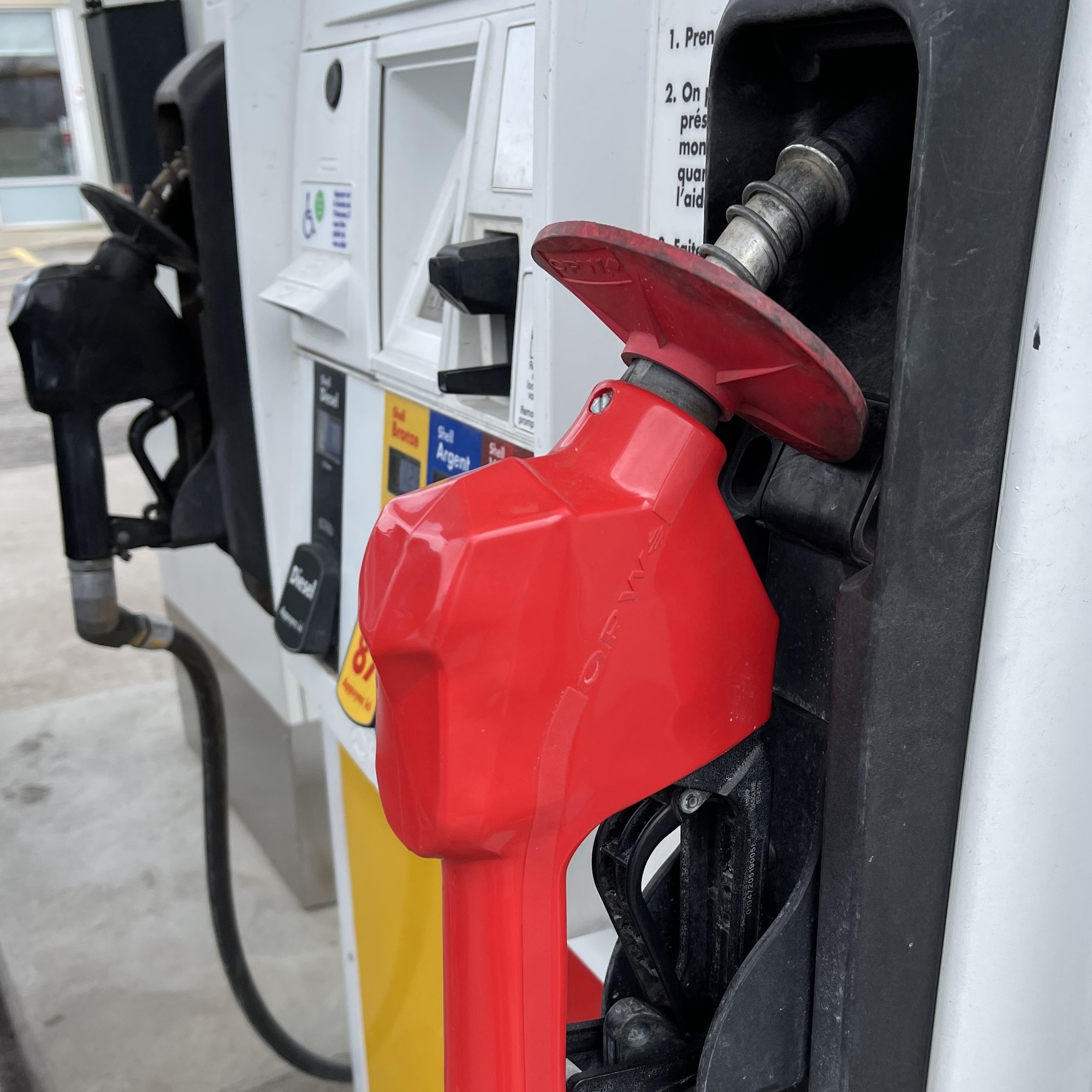 Luc Berthold demande le retrait des taxes sur l’essence