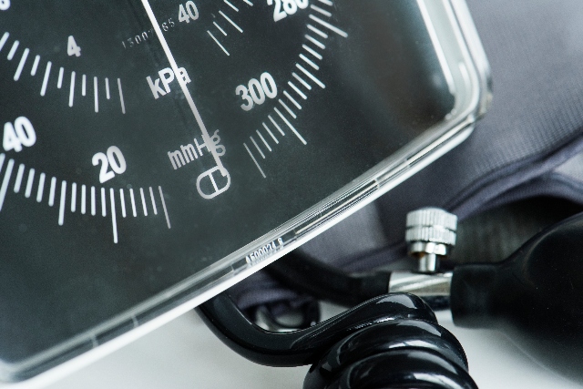 Programmation des capteurs de pression électronique dans votre garage pour pneu