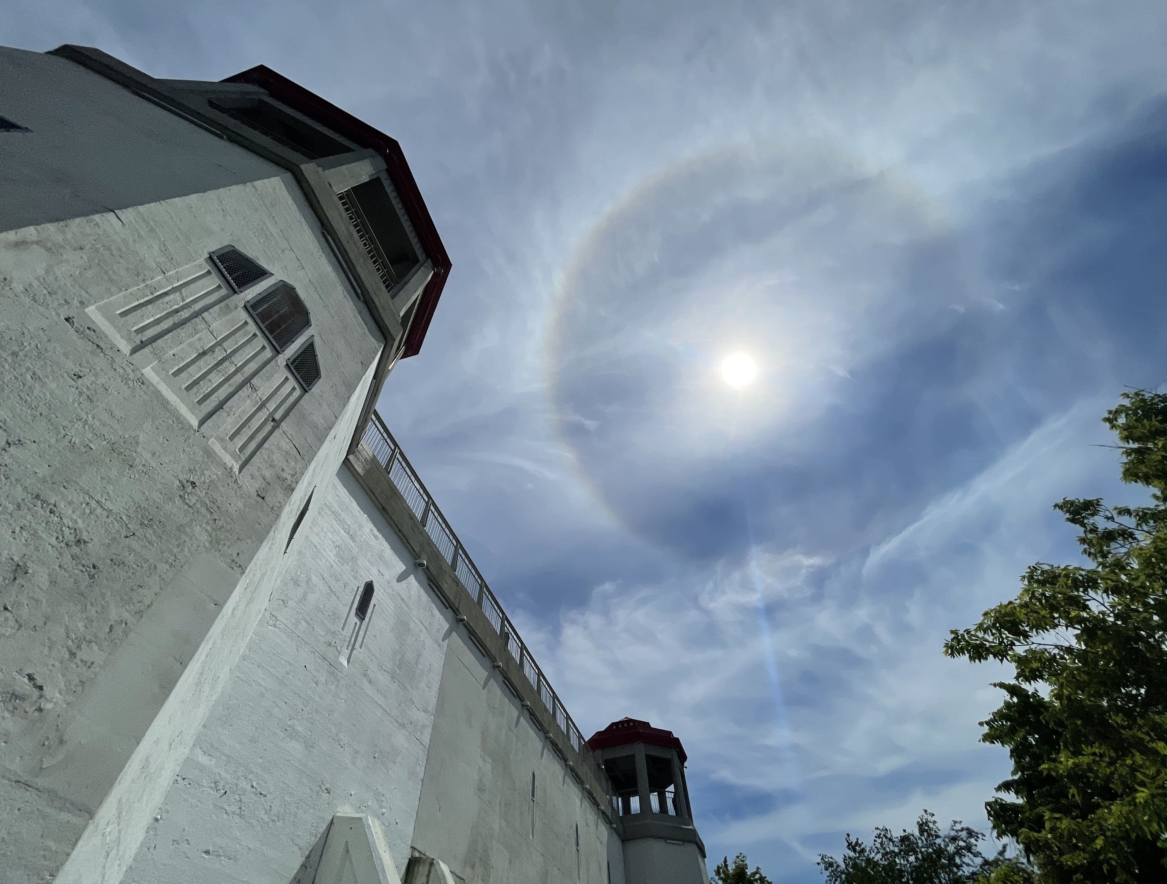 Dangereuses crèmes solaires sur TikTok