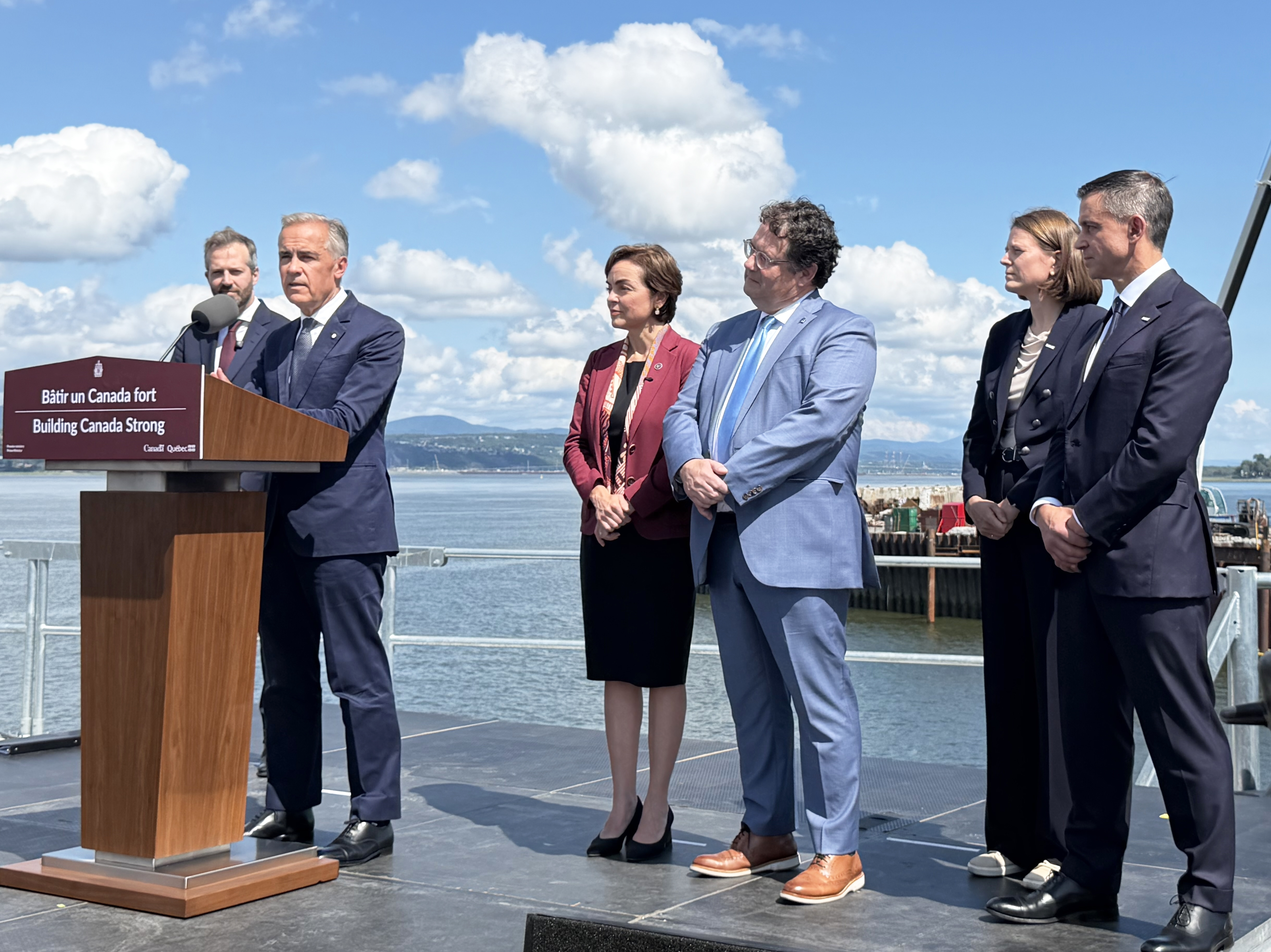 Un contrat de 11 G$ pour la construction de six brise-glaces au chantier Davie