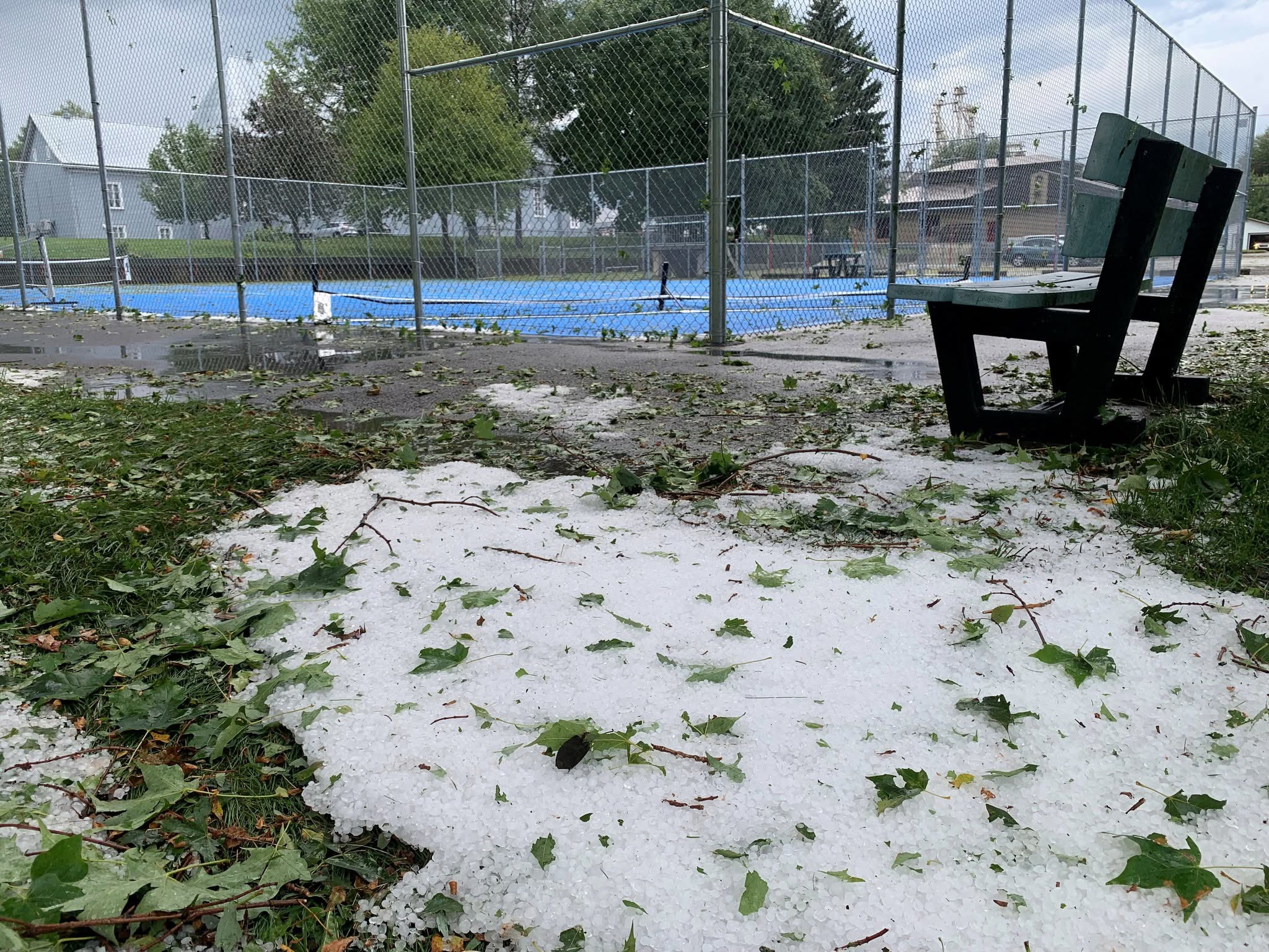 Une tempête de grêle cause des dommages à Saint-Narcisse-de-Beaurivage