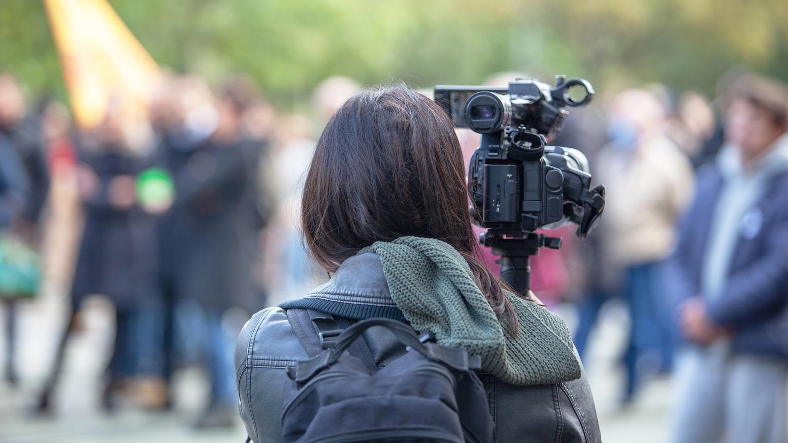 La désinformation qui cible le manque d’information locale